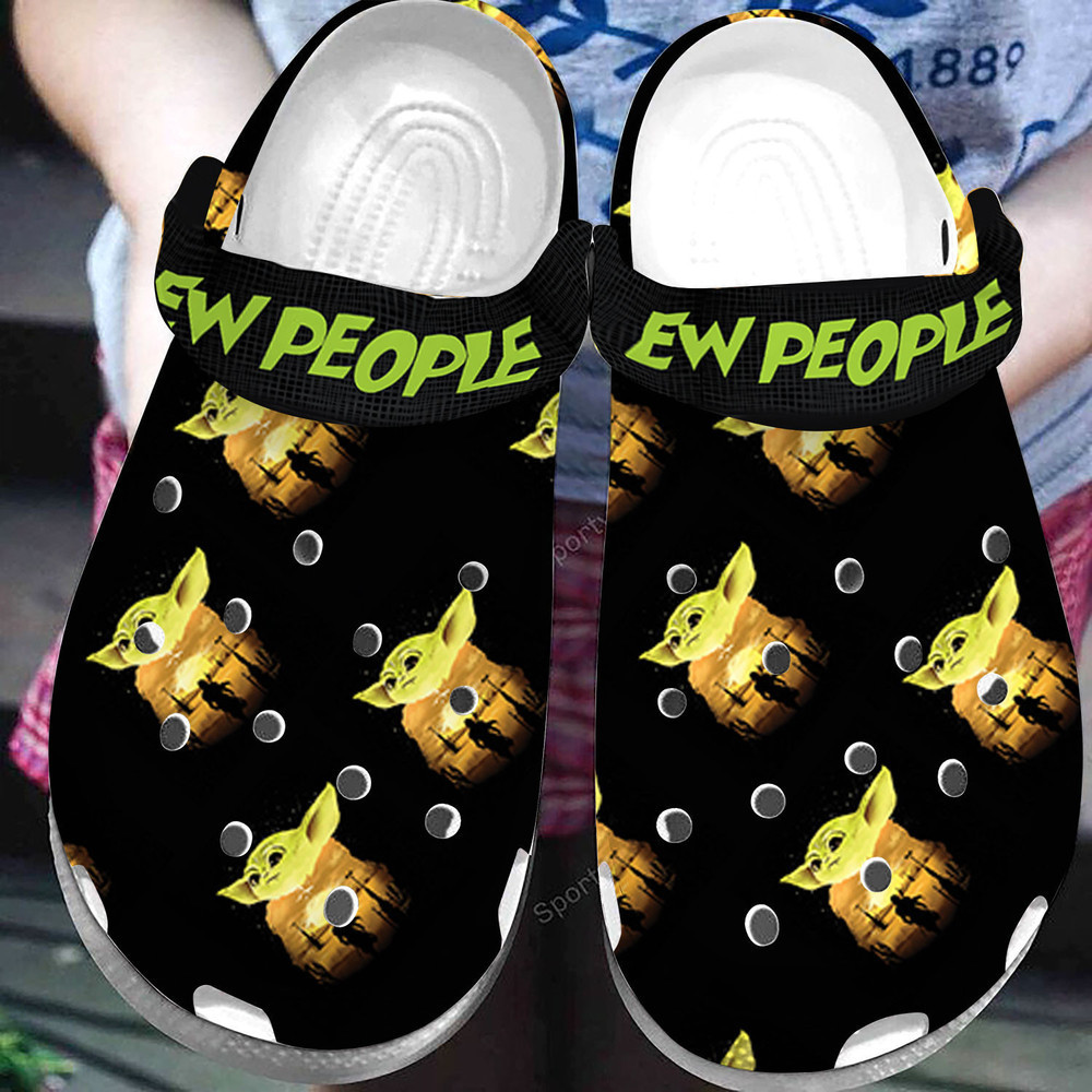 Amazing Baby Yoda Ew People Black Clogs Crocs Shoes