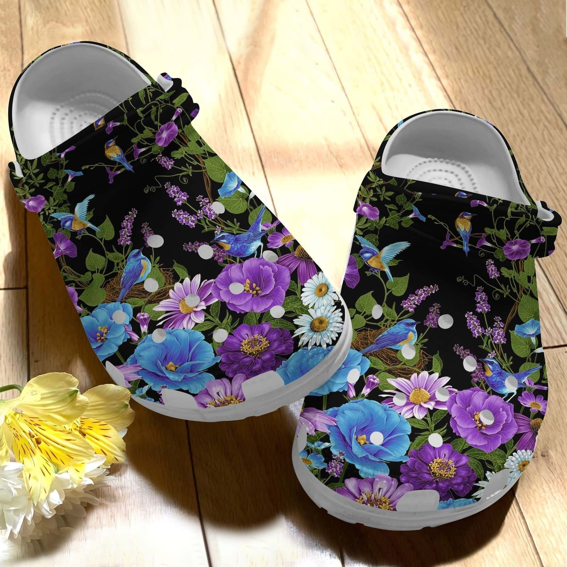 Daisy Flower Shoe - Bird In Yard Crocbland Clog Gift For Grandma Mother
