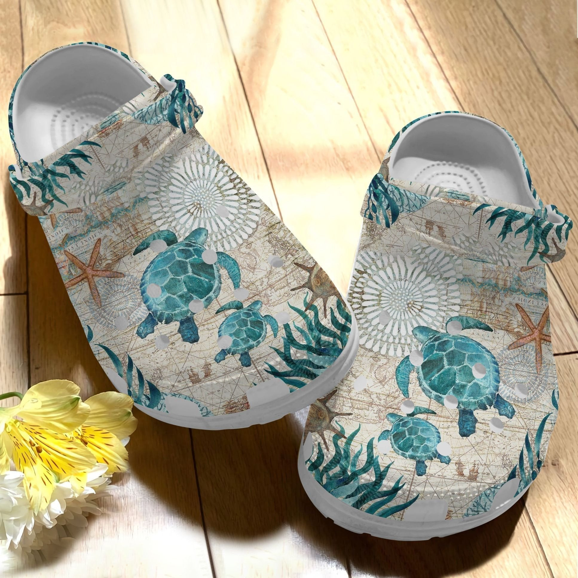 Couple Turtles Love The Ocean Crocs Shoes Crocbland Clog For Women Men