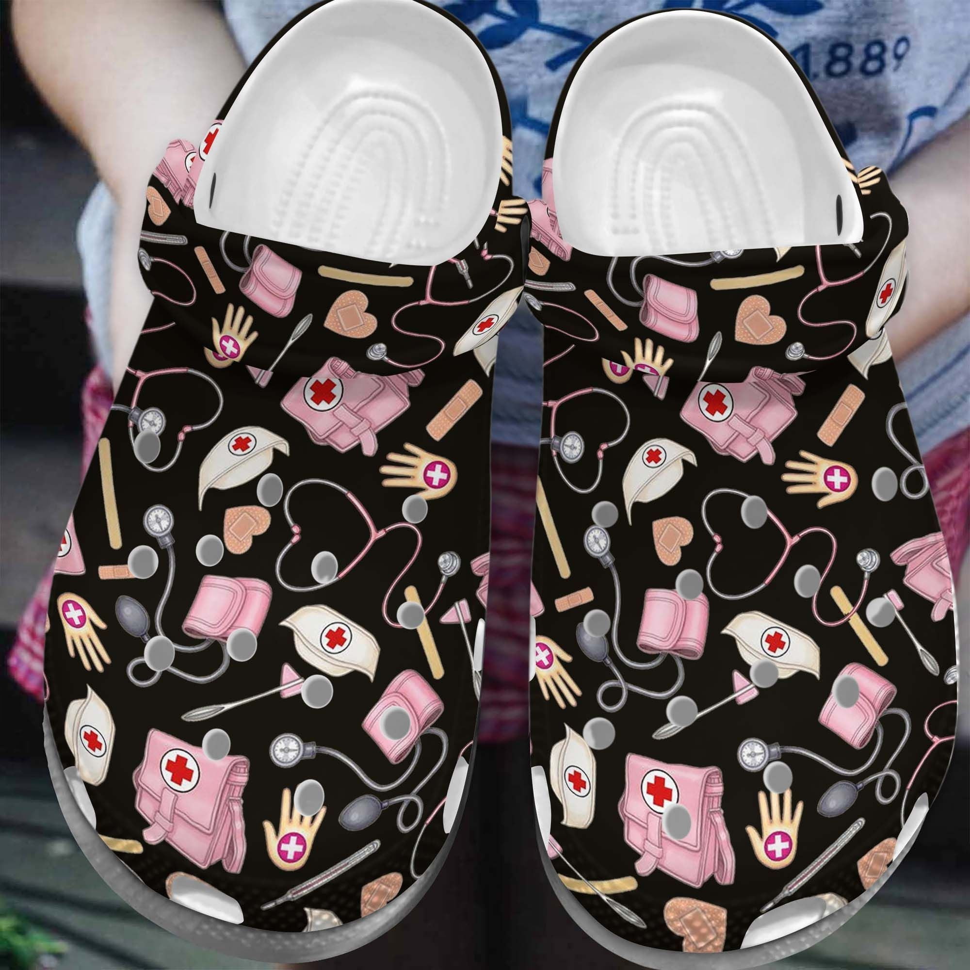 Collection Lovely Medical Equipment Gift For Nurse Outdoor Crocs Clog Shoes Birthday Gift For Women Girl Mother Daughter Sister