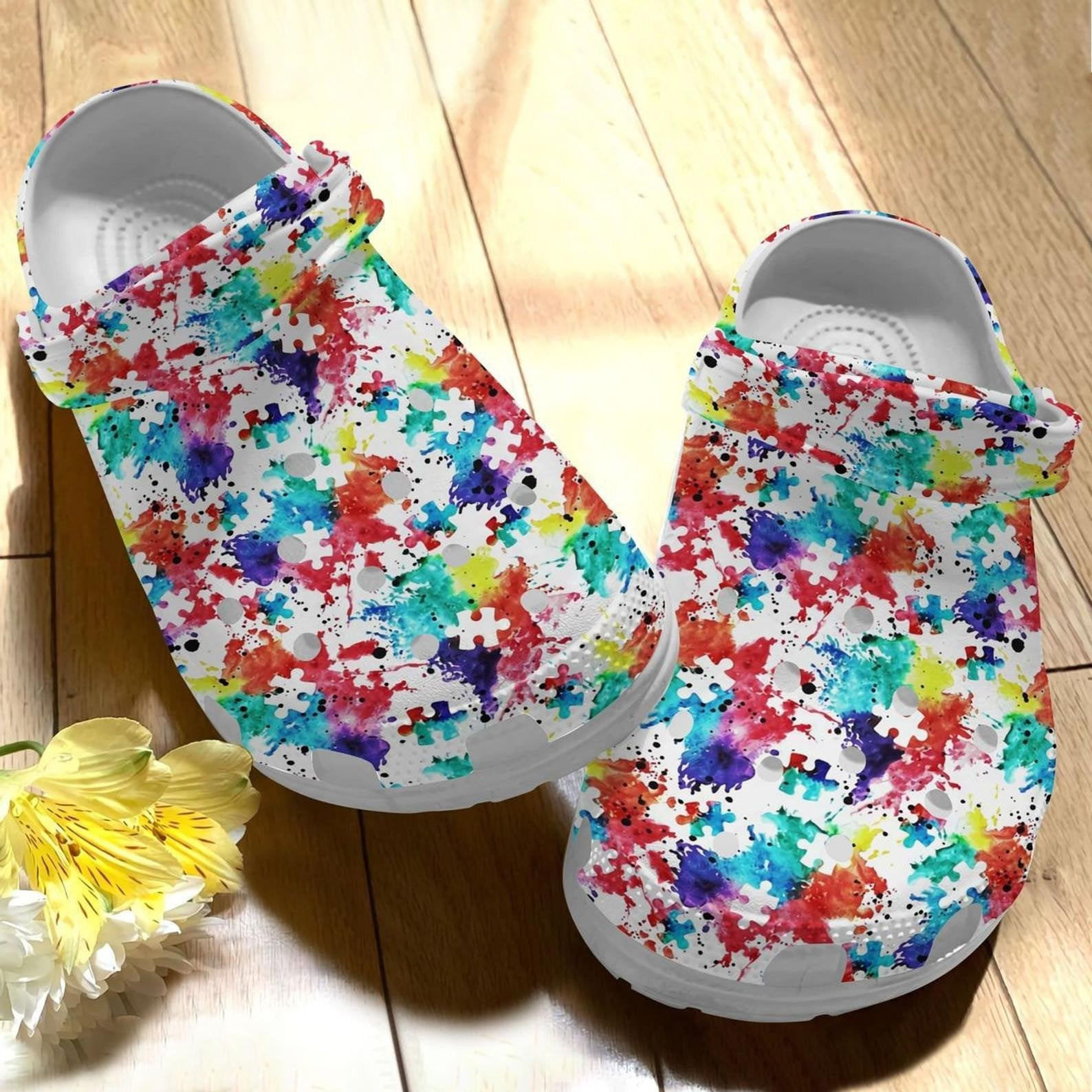 Painting Colorful Puzzle Shoes - Autism Awareness Clogs Crocs