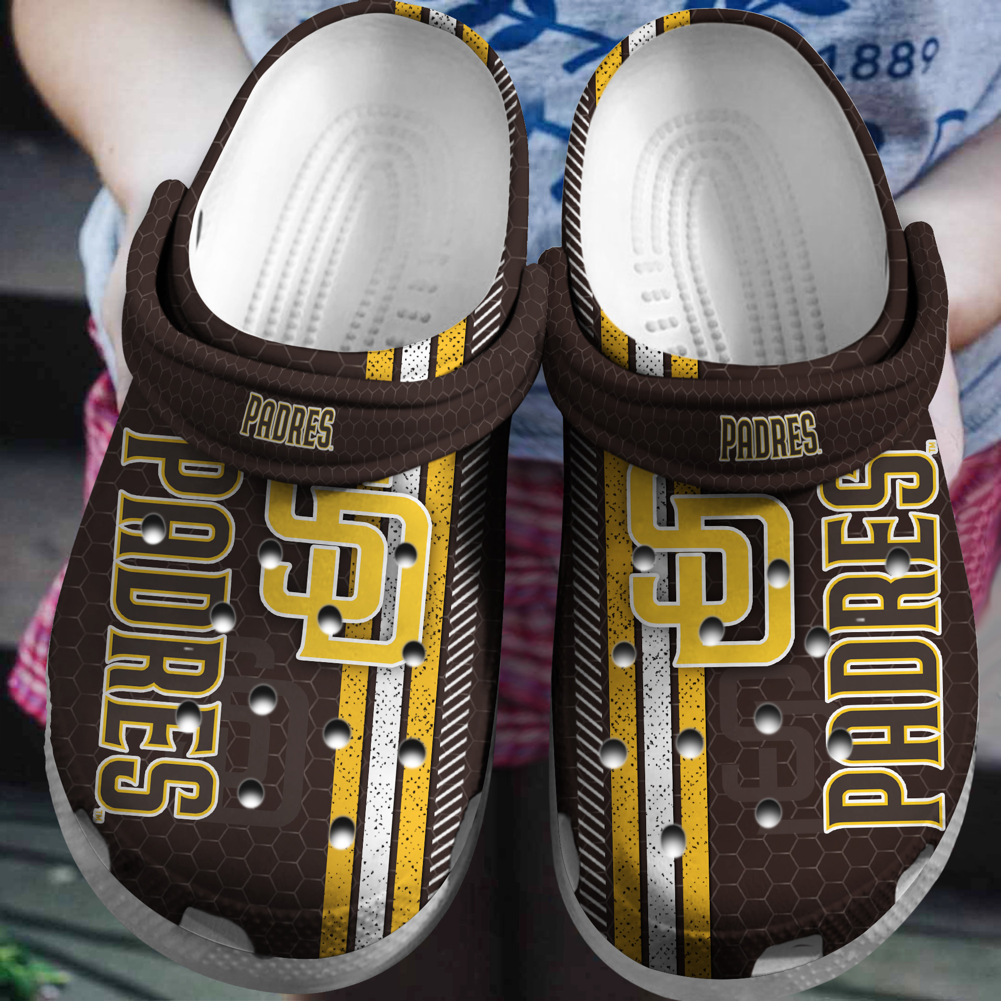 Hot Mlb Team San Diego Padres Crocs Clog Shoesshoes