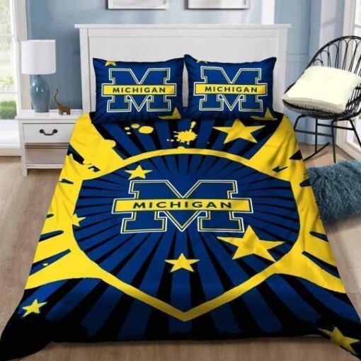 Michigan Wolverines B050978 Bedding Set Sleepy Halloweenand Christmas Sale