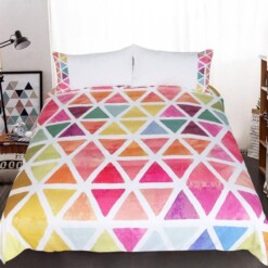 Colourful Geometric Bedding Set