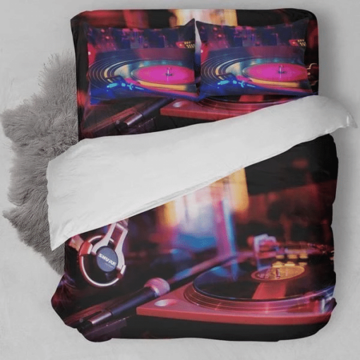 Dj Desk Artwork Bedding Set