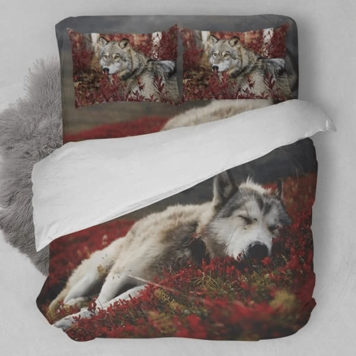 Sleeping Wolf Bedding Set