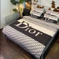 Dior White Brown Bedding Sets Duvet Cover Sheet Cover Pillow Cases Luxury Bedroom Sets