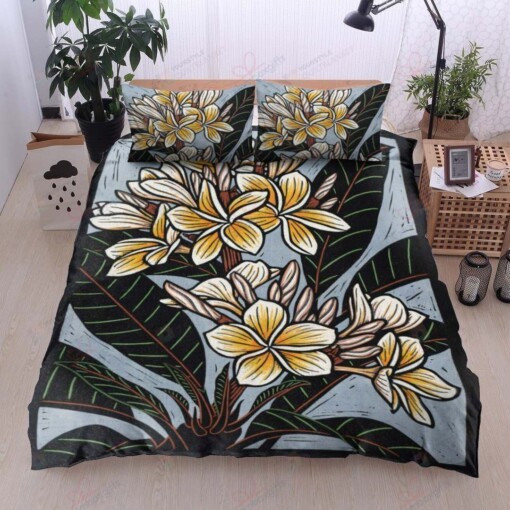 Frangipani Flower Bedding Set (Duvet Cover & Pillow Cases)