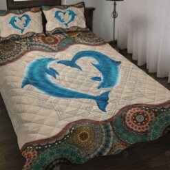 Dolphin Quilt Bedding Set