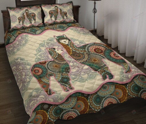 Llama Family Quilt Bedding Set