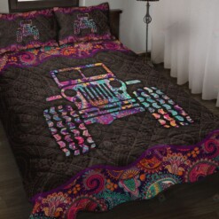 Jeep Paisley Quilt Bedding Set