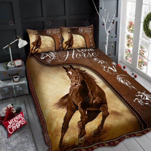 Love Horse Quilt Bedding Set