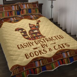 Book Easily Distracted Cat Quilt Bedding Set