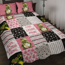 Live Laugh Frog Quilt Bedding Set