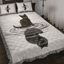 Black Cat Reflection Quilt Bedding Set