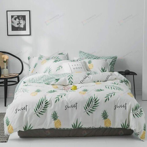 Pineapple Bedding Set Style 1 (Duvet Cover & Pillow Cases)