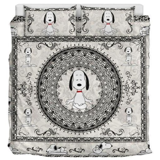 Symmetrical Yoga Snoopy Duvet Cover Bedding Set