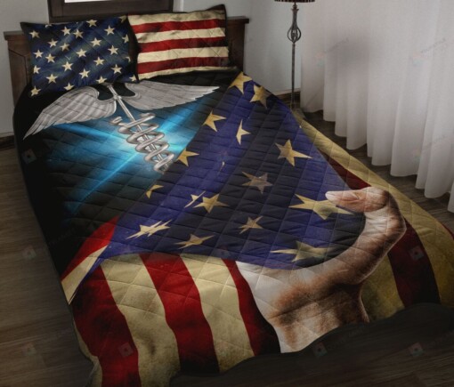 Nurse Symbol American Flag Quilt Bedding Set