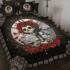 Skull Red Rose Quilt Bedding Set