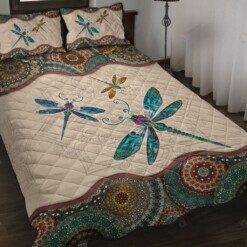 Dragonfly Quilt Bedding Set