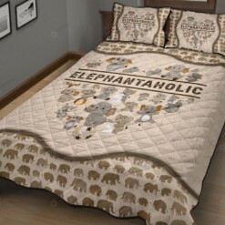 Elephantaholic Heart Quilt Bedding Set