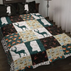 Mississippi Deer Quilt Bedding Set