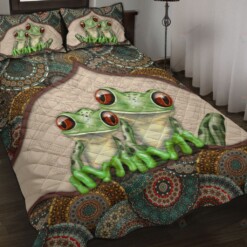 Couple Frogs Mandala Quilt Bedding Set