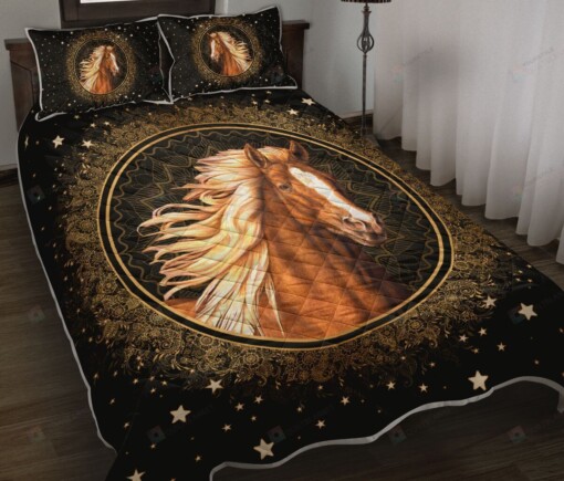 Horse Paisley Round Quilt Bedding Set