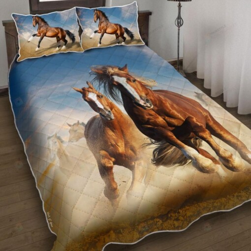 Horses Quilt Bedding Set