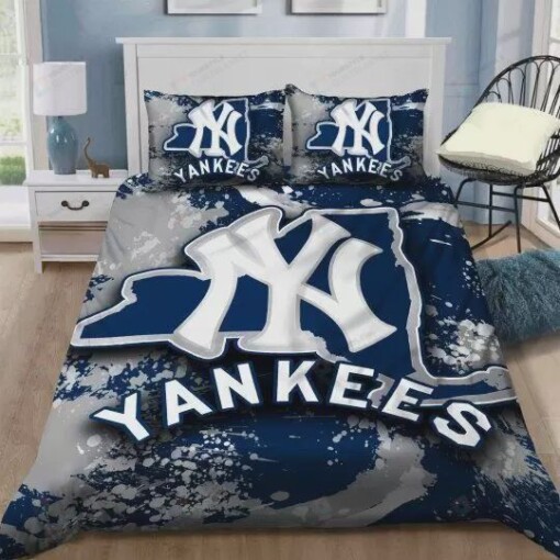 New York Yankees B0510219 Bedding Set (Duvet Cover & Pillow Cases)
