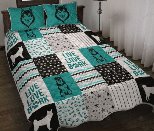 Husky Shape Quilt Bedding Set