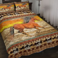Horse - Real Vintage Quilt Bedding Set