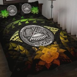 American Samoa Polynesian Hibiscus Reggae Quilt Bedding Set