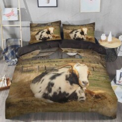 Goat Bedding Set (Duvet Cover & Pillow Cases)