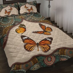 Butterfly Quilt Bedding Set