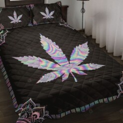 Hologram Weed Quilt Bedding Set