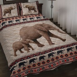 Elephant Family Quilt Bedding Set