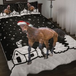 Horse Snow House Quilt Bedding Set