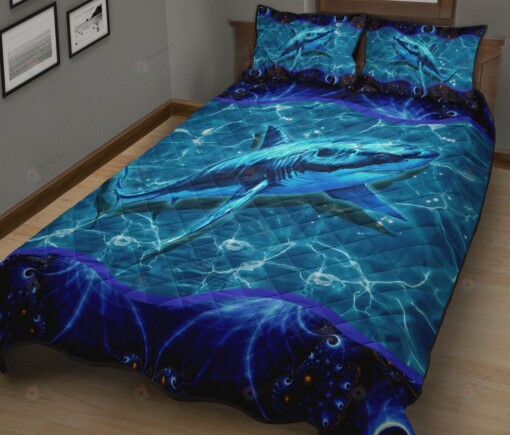 Megalodon Shark Quilt Bedding Set