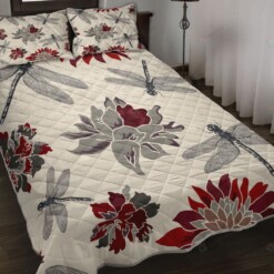 Dragonfly Flower Seamless Quilt Bedding Set