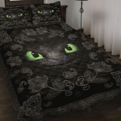 Black Dragon Quilt Bedding Set