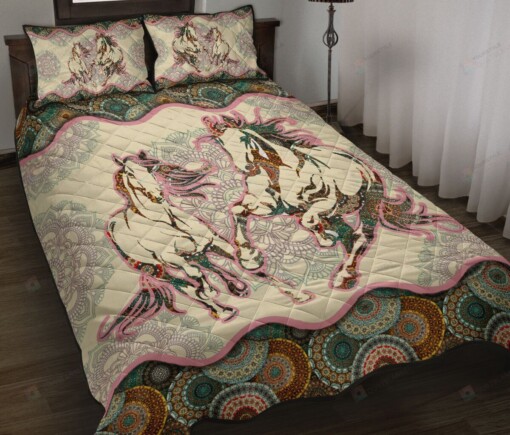 Horse Quilt Bedding Set