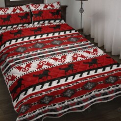 Horses Boho Red Pattern Quilt Bedding Set