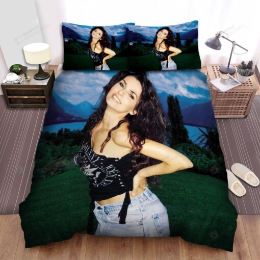 Shania Twain Bed Sheets Spread Comforter Duvet Cover Bedding Sets