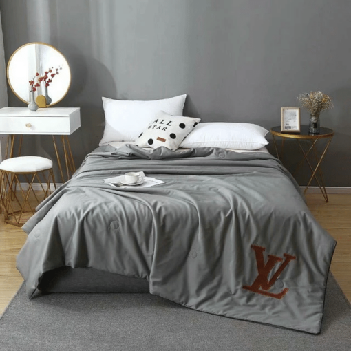 Lv Luxury Brand Lv Type 83 Bedding Sets Quilt Sets