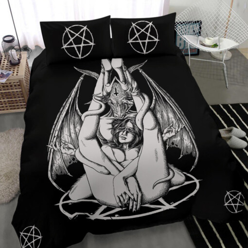 Satanic Pentagram Satanic Cross Serpent Bat Wing Demon Inception 3 Piece Duvet Set Black And White