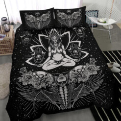 Skull Occult Cyclops Moth Crow Sword 3 Piece Duvet Set