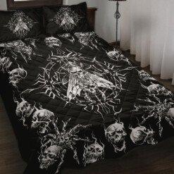 Smoke Skull Goth Spider Fly Quilt 3 Piece Set Black And White