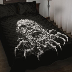 Skull Molted Zombie Claw Quilt 3 Piece Set