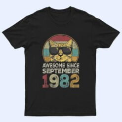 Awesome Since September 1982 40th Birthday Gifts Cat Lovers T Shirt